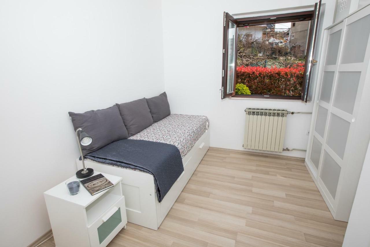 Apartment Macan 챠브타트 외부 사진