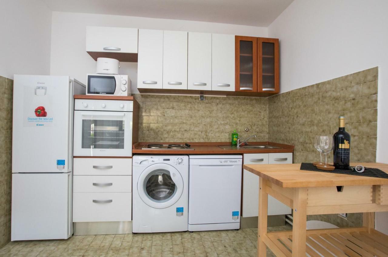 Apartment Macan 챠브타트 외부 사진